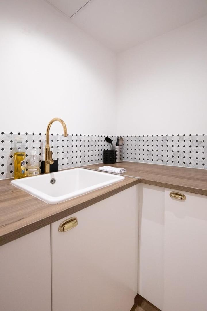 Appartement Charmant Proche De L'Arc Triomphe -2P Paris Exterior foto